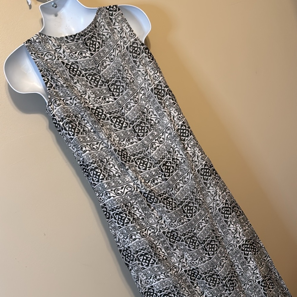J M COLLECTION Dress. Size Small - Picture 4 of 13